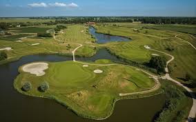Flight voor 4 personen op Golfbaan Dirkshorn